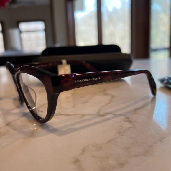 NWT Alexander McQueen AM0045OA Red/Tortoise Cat Eye Glasses Frames - Picture 6 of 12